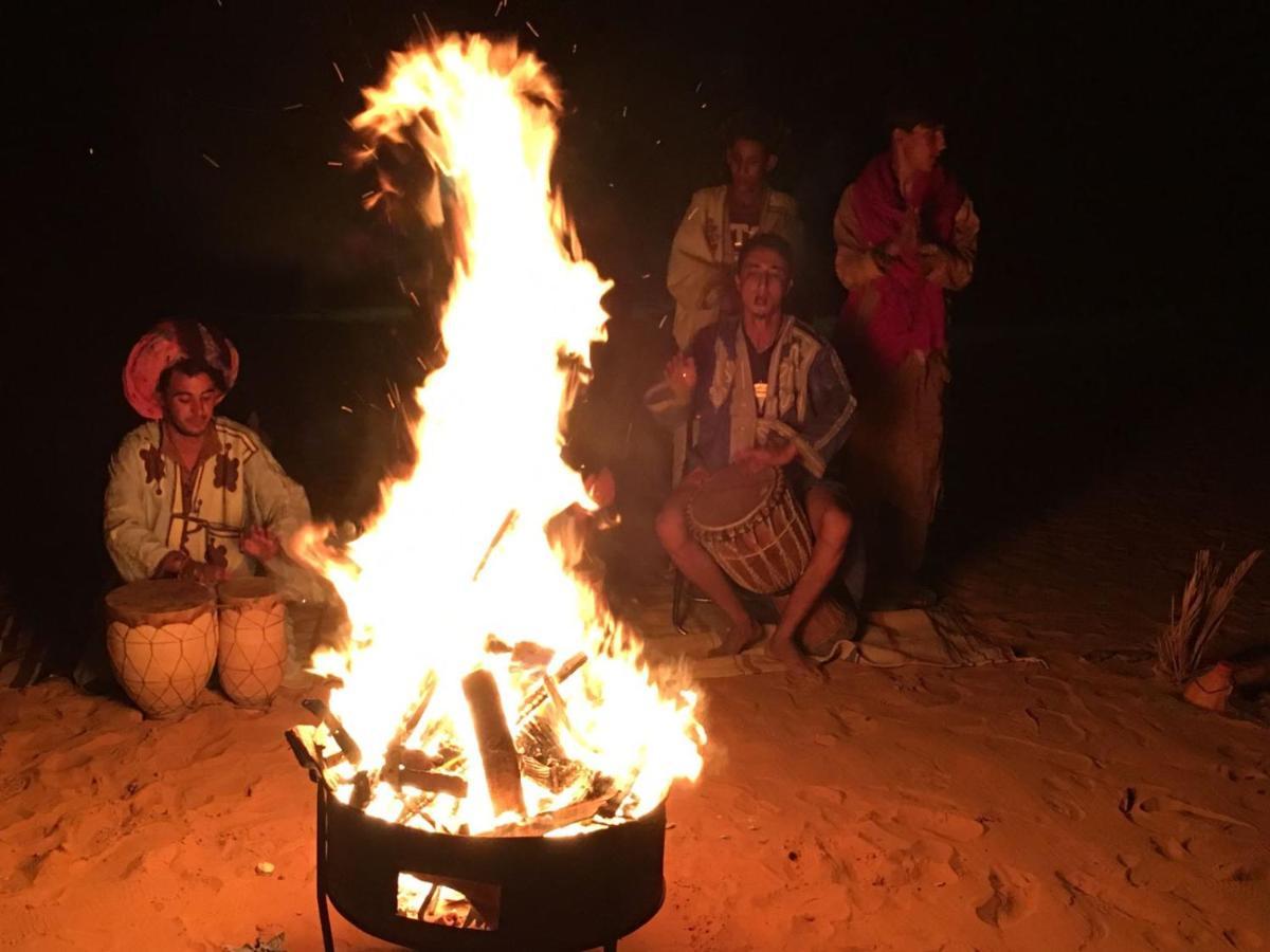 Desert Luxury Tented & Activities Hotel Adrouine Luaran gambar